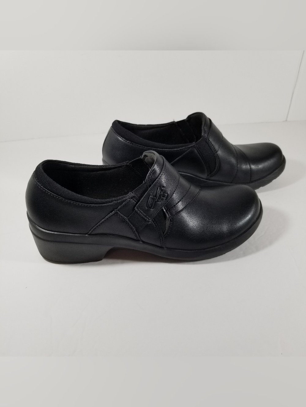 Clarks Angie Pearl Loafers Women's Size 9M Black Leather Comfort Shoes